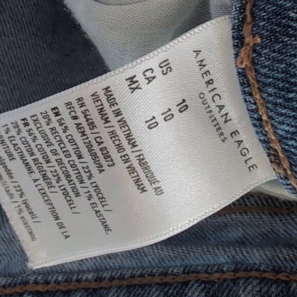 2 pairs, American Eagle Shorts, Size 10 - Picture 5 of 5